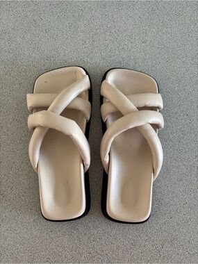 Alohas Cream Padded Leather Slide Sandals EU 37 Minimalist Spain Y2K Resortwear